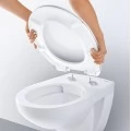 Крышка-сиденье Grohe Bau Ceramic 39493000 с микролифтом. Фото 4